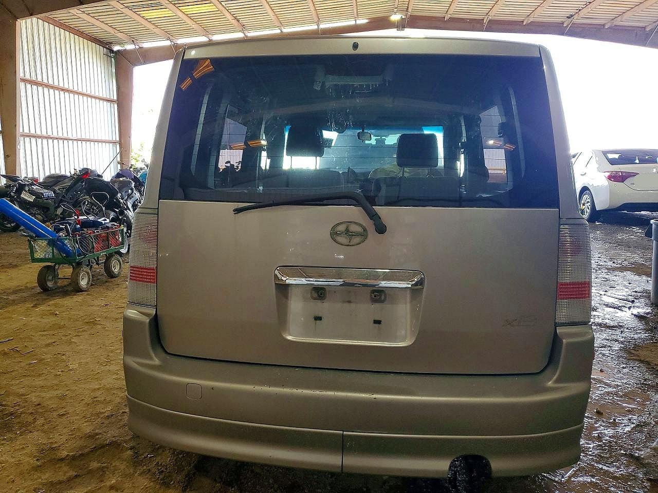2004 Toyota Scion Xb Серый vin: JTLKT324X40156381