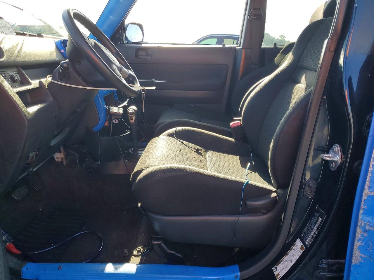 2006 Toyota Scion Xb Blue vin: JTLKT324X64080186