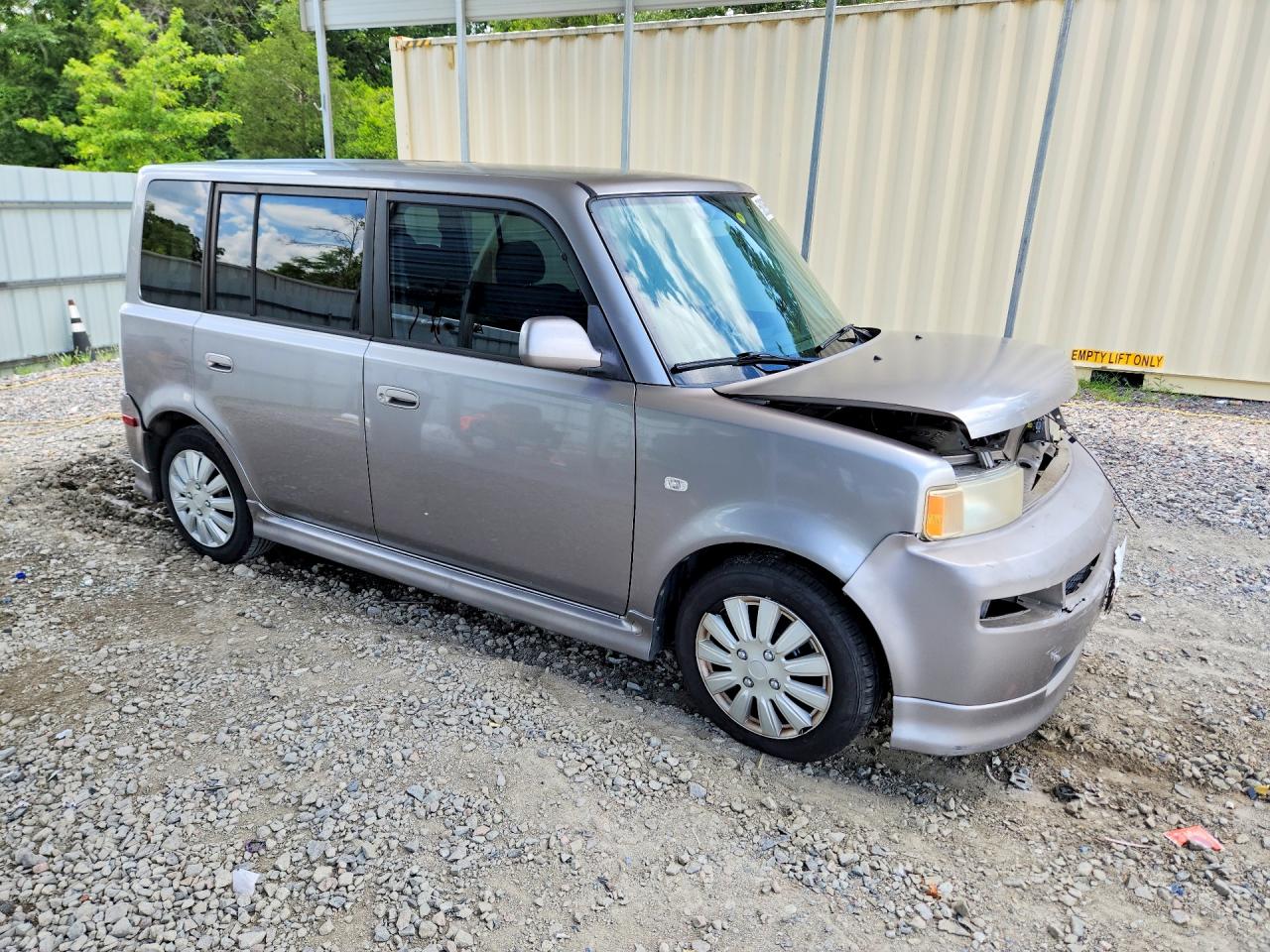 2006 Toyota Scion Xb Silver vin: JTLKT324X64088899