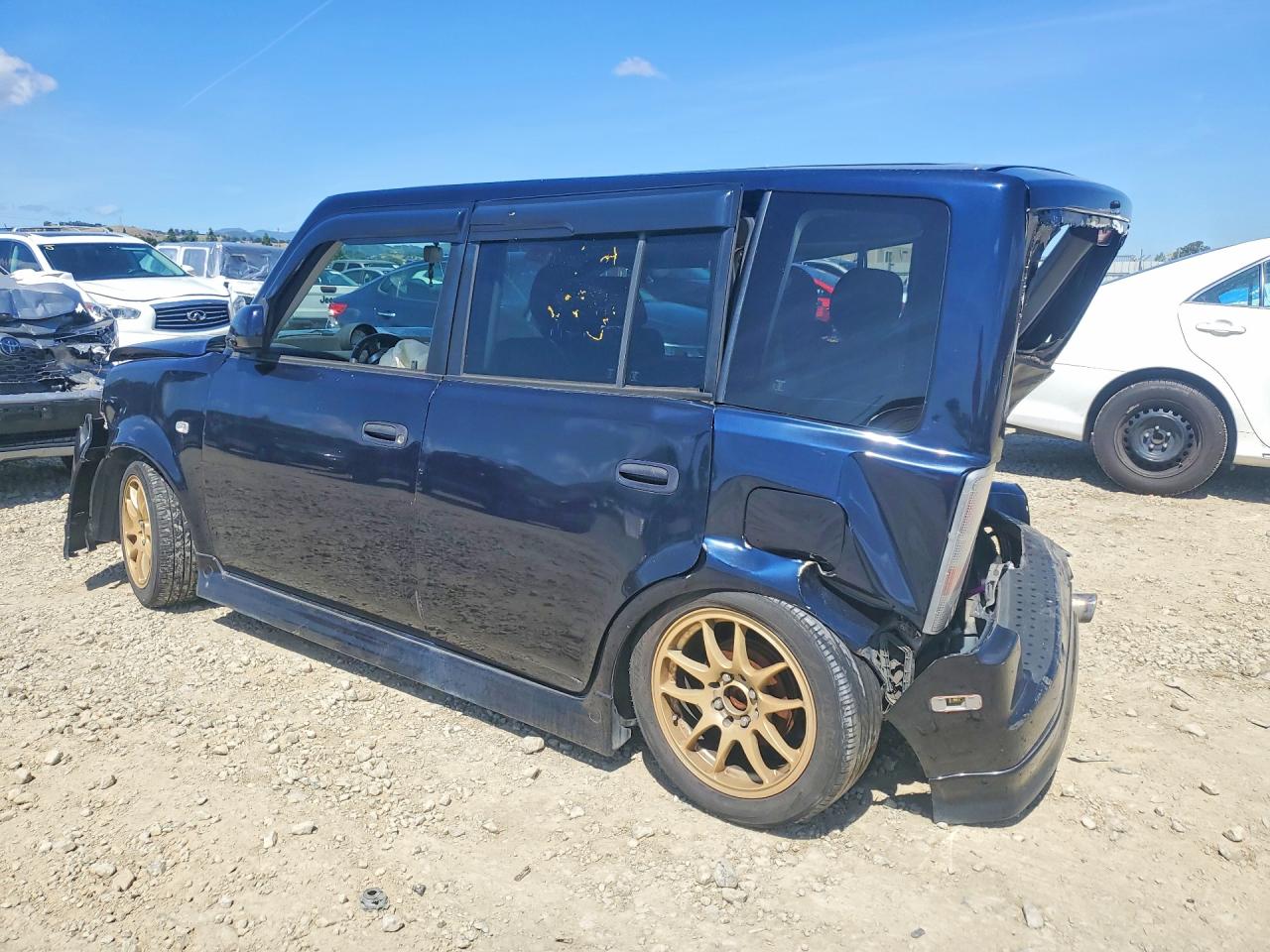 2005 Toyota Scion Xb Blue vin: JTLKT334050204079