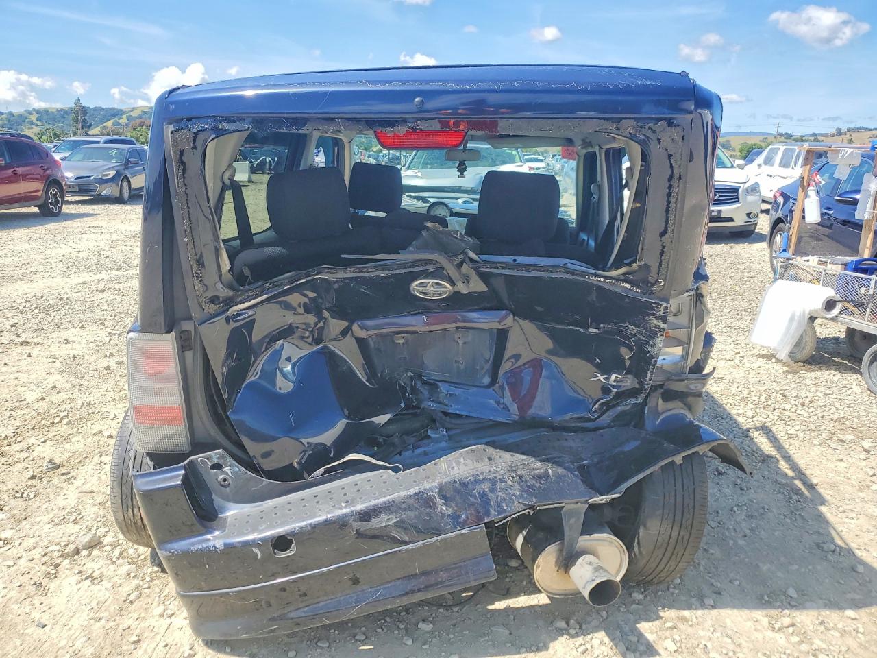 2005 Toyota Scion Xb Blue vin: JTLKT334050204079