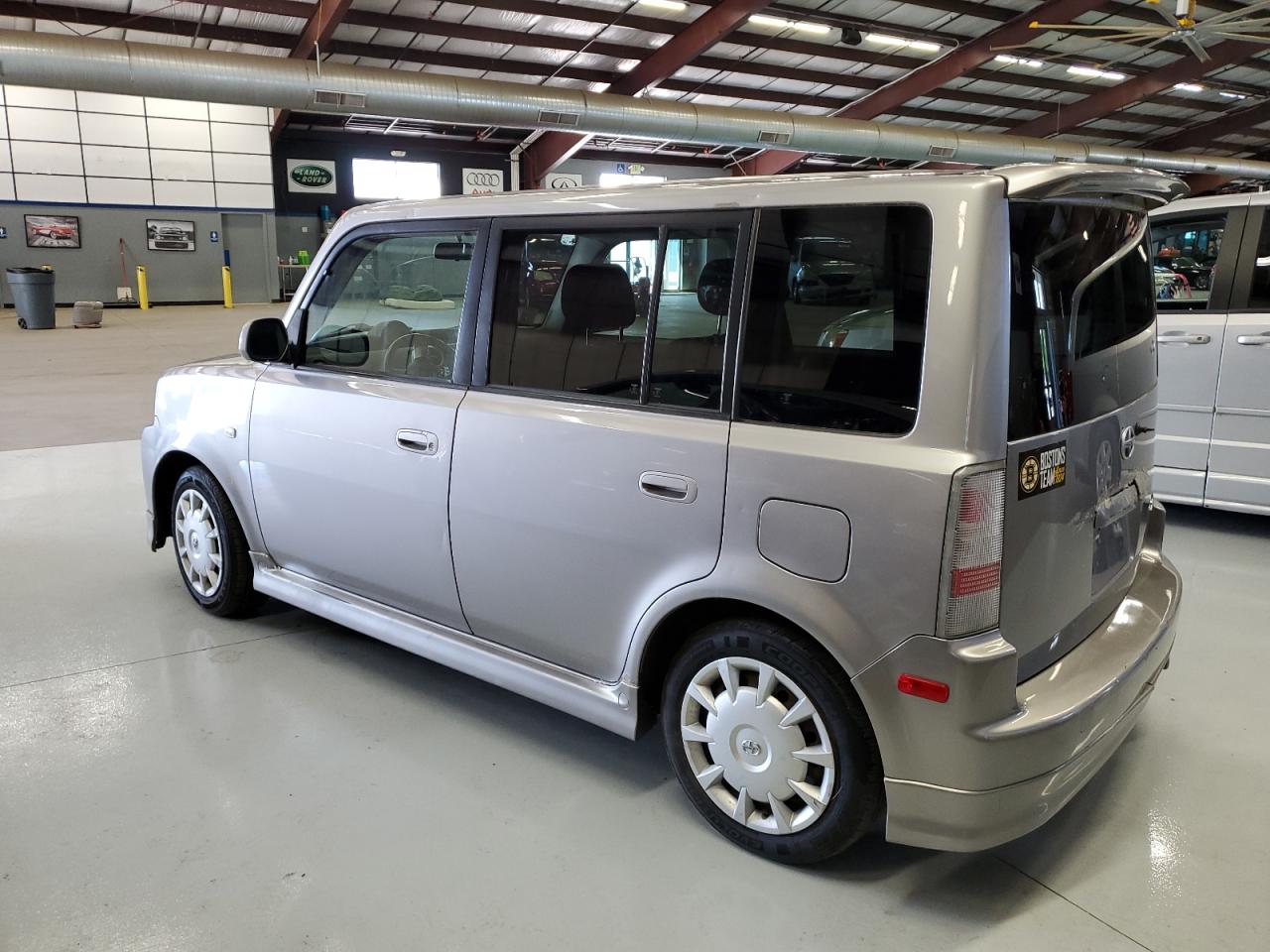 Price & History 2006 Toyota Scion Xb 1.5l 4 vin: JTLKT334064074749