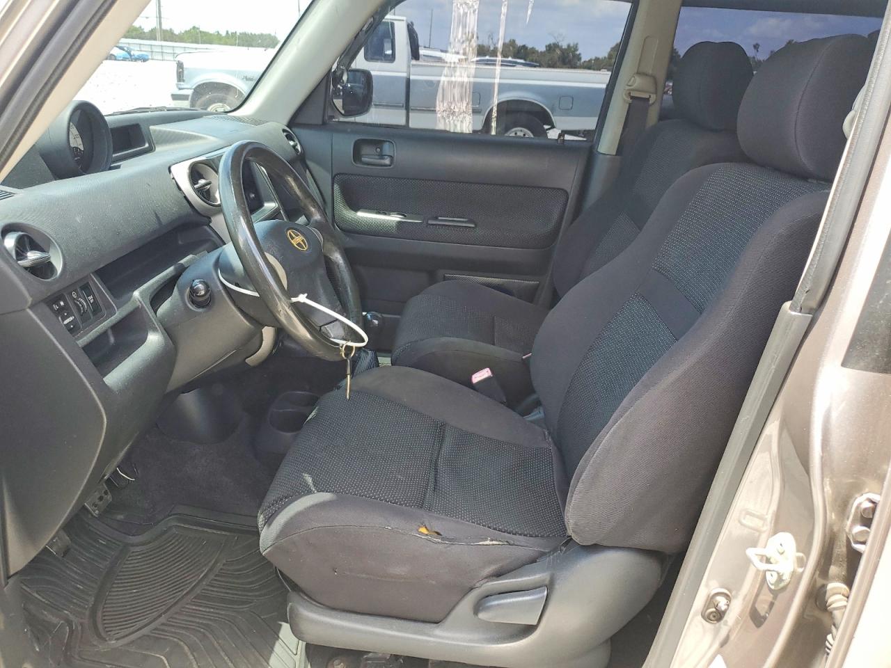 2004 Toyota Scion Xb Gray vin: JTLKT334240147544