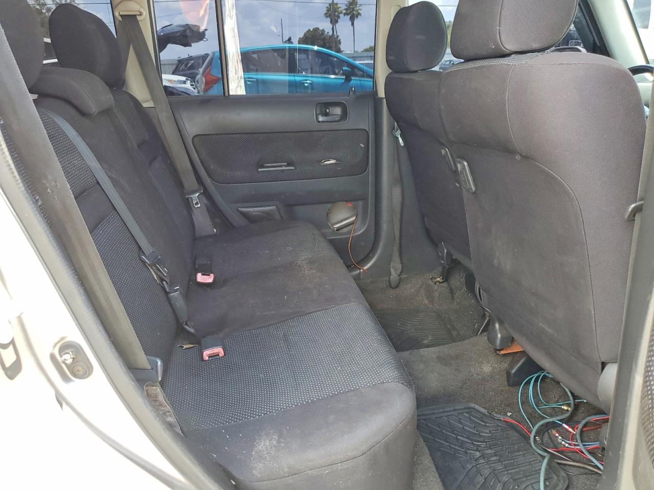 2004 Toyota Scion Xb Gray vin: JTLKT334240147544