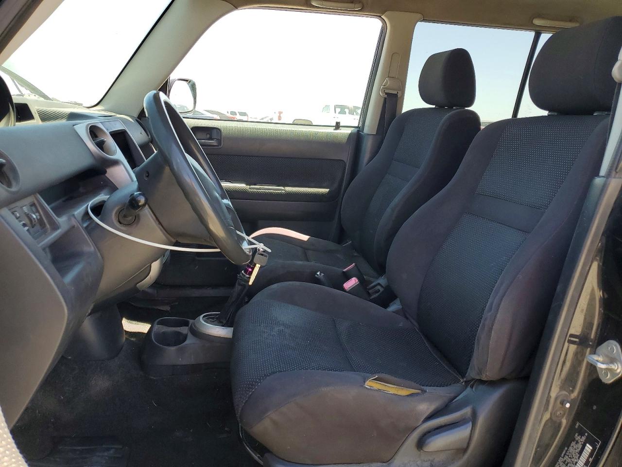 2005 Toyota Scion Xb Blue vin: JTLKT334250206853
