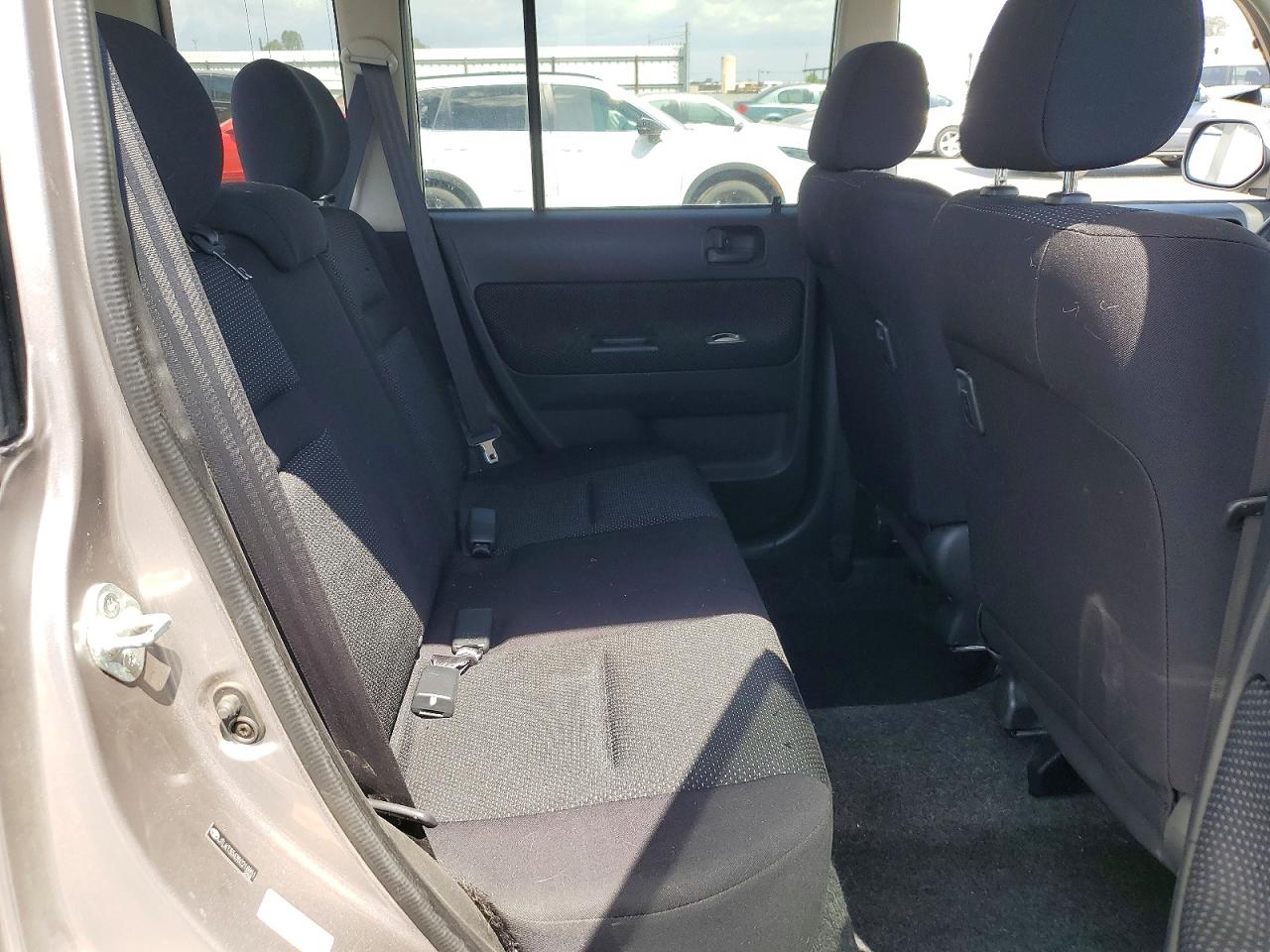 2005 Toyota Scion Xb Charcoal vin: JTLKT334350218851