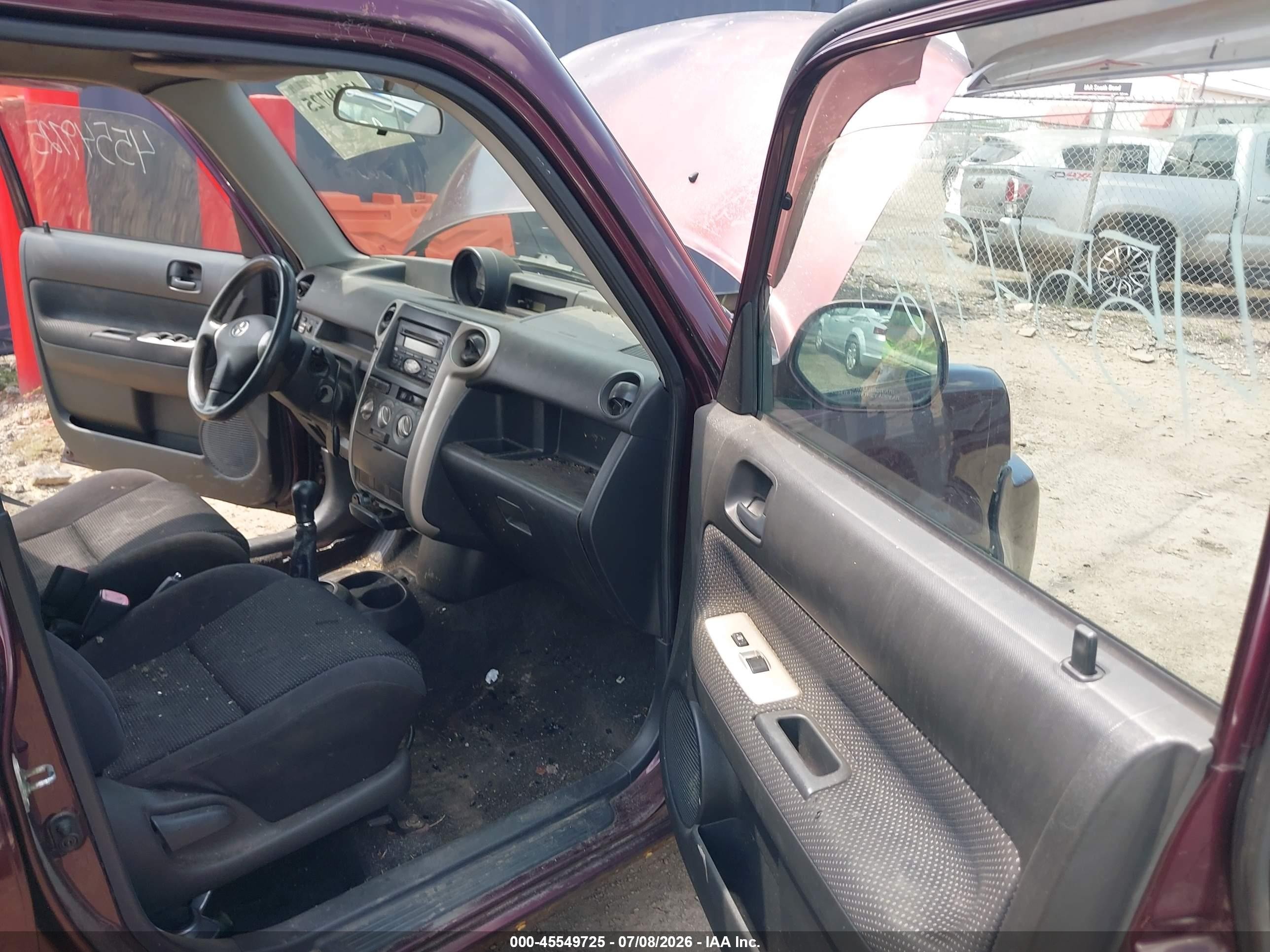 2005 Scion Xb Maroon vin: JTLKT334354001261