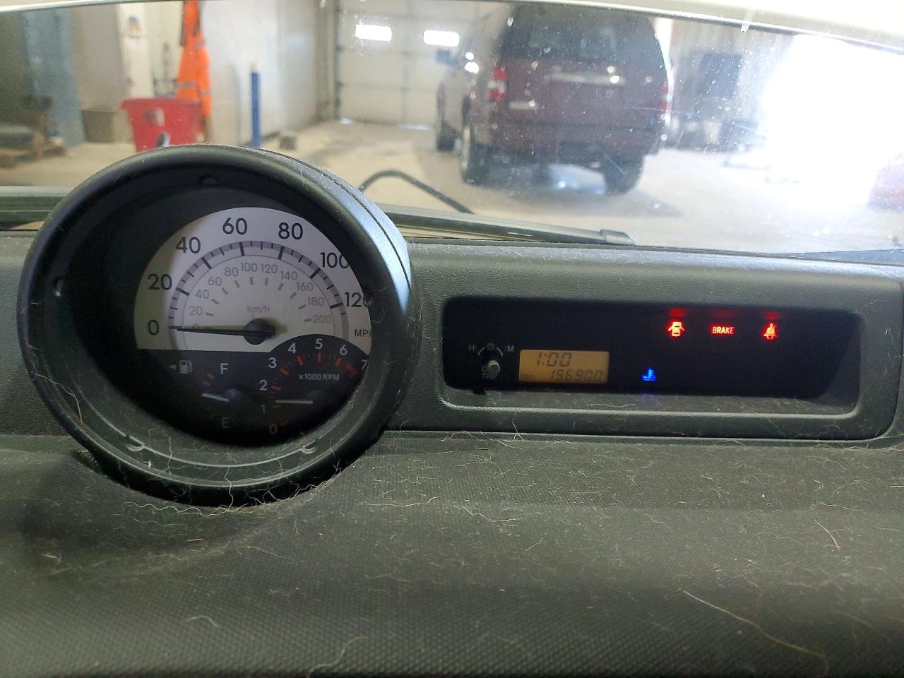 2005 Toyota Scion Xb Silver vin: JTLKT334354004760