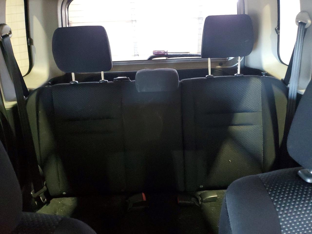 2005 Toyota Scion Xb Silver vin: JTLKT334354004760