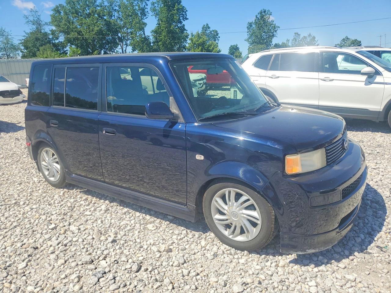 2005 Toyota Scion Xb Black vin: JTLKT334654003389