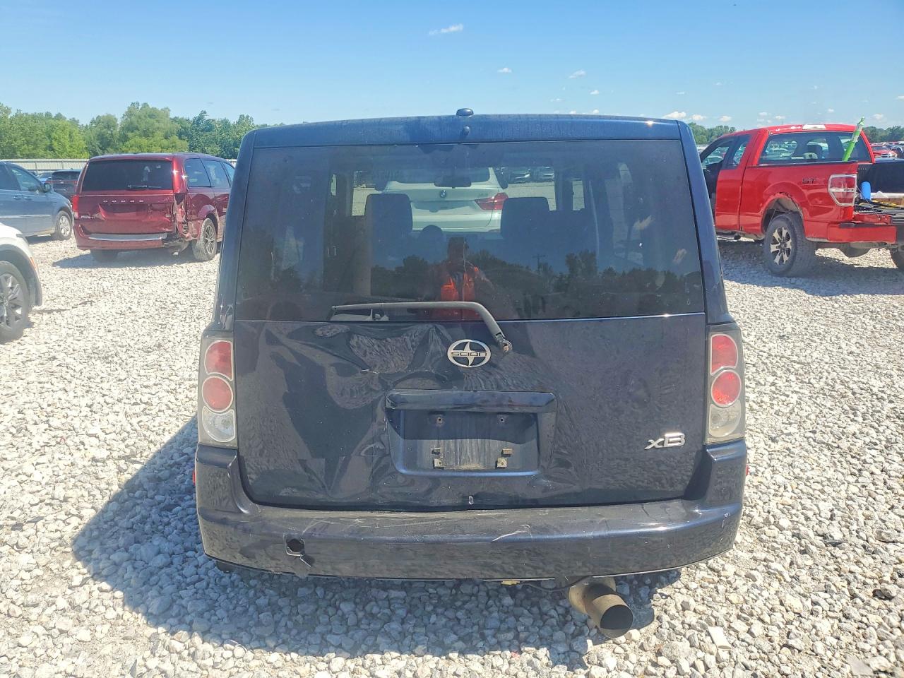 2005 Toyota Scion Xb Black vin: JTLKT334654003389