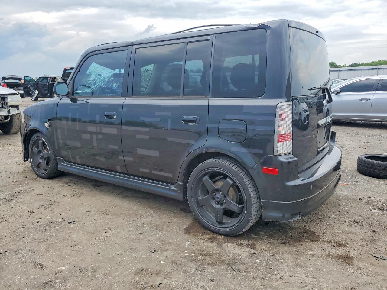 2005 Toyota Scion Xb Black vin: JTLKT334954004651