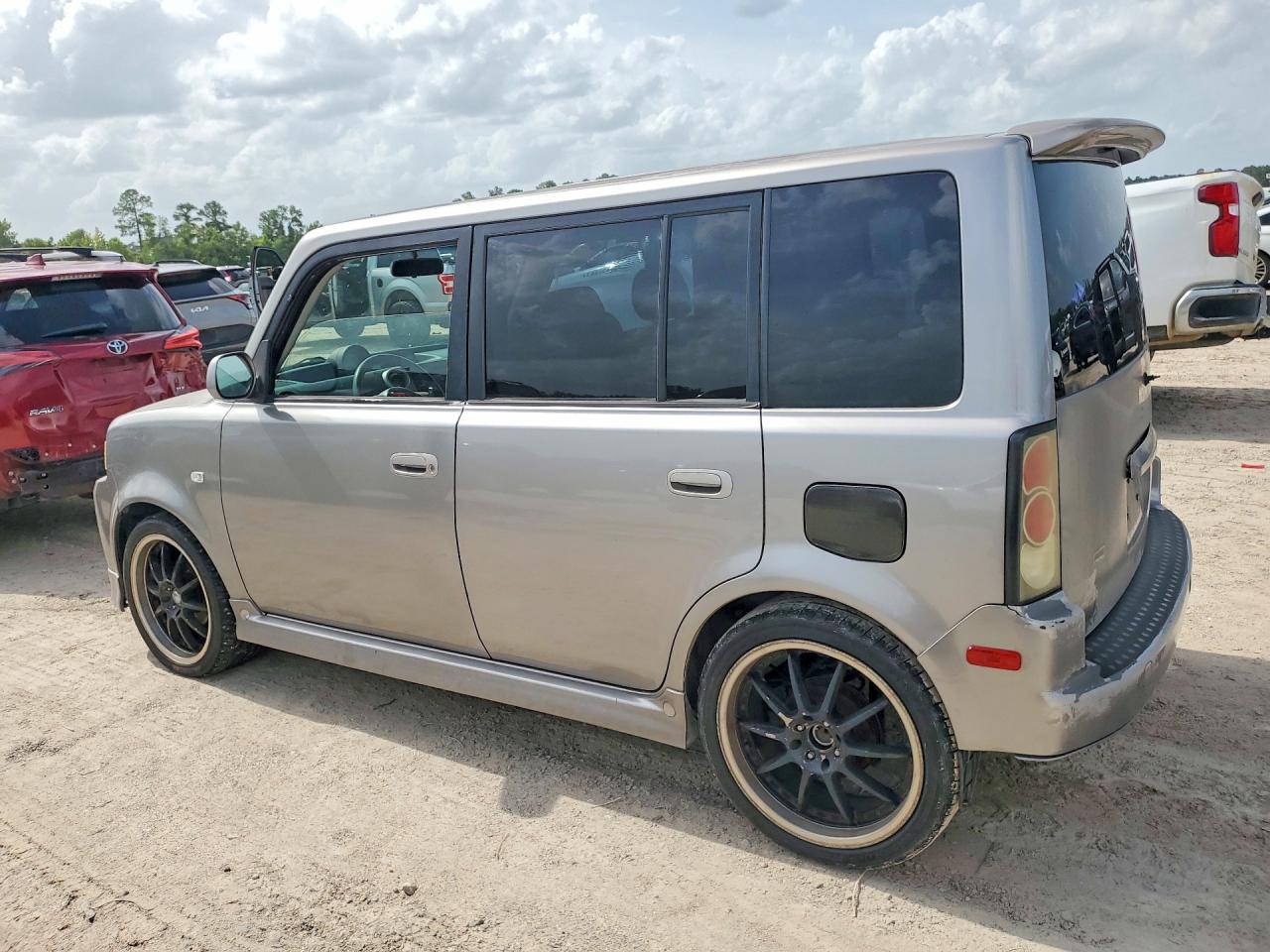 2006 Toyota Scion Xb Silver vin: JTLKT334X64097942