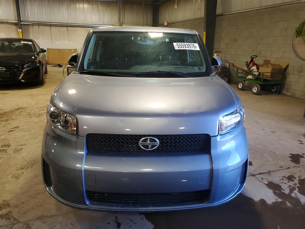 2010 Toyota Scion Xb Gray vin: JTLZE4FE1A1102443