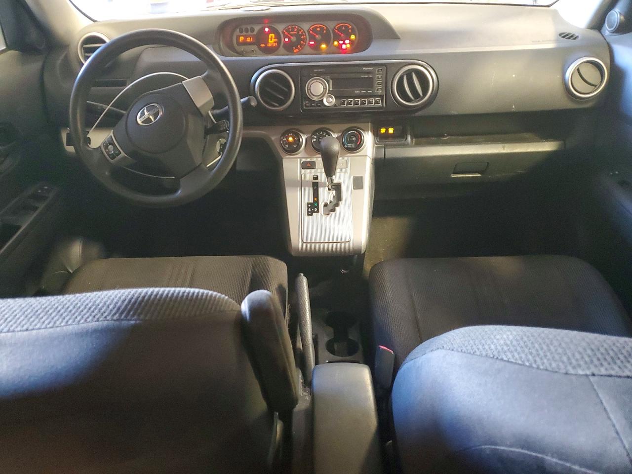 2010 Toyota Scion Xb Gray vin: JTLZE4FE1A1102443