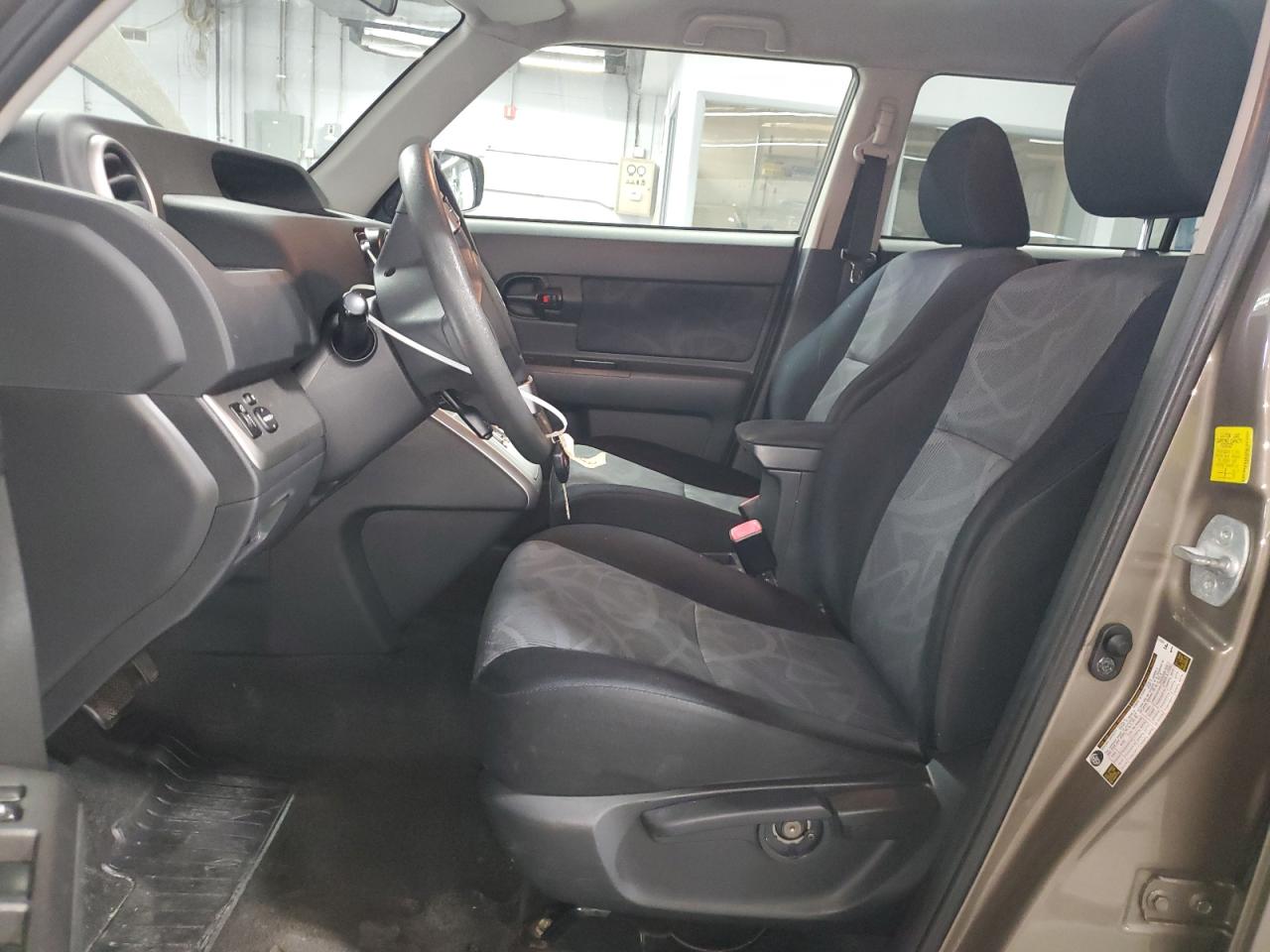 2011 Toyota Scion Xb Brown vin: JTLZE4FE1B1129563