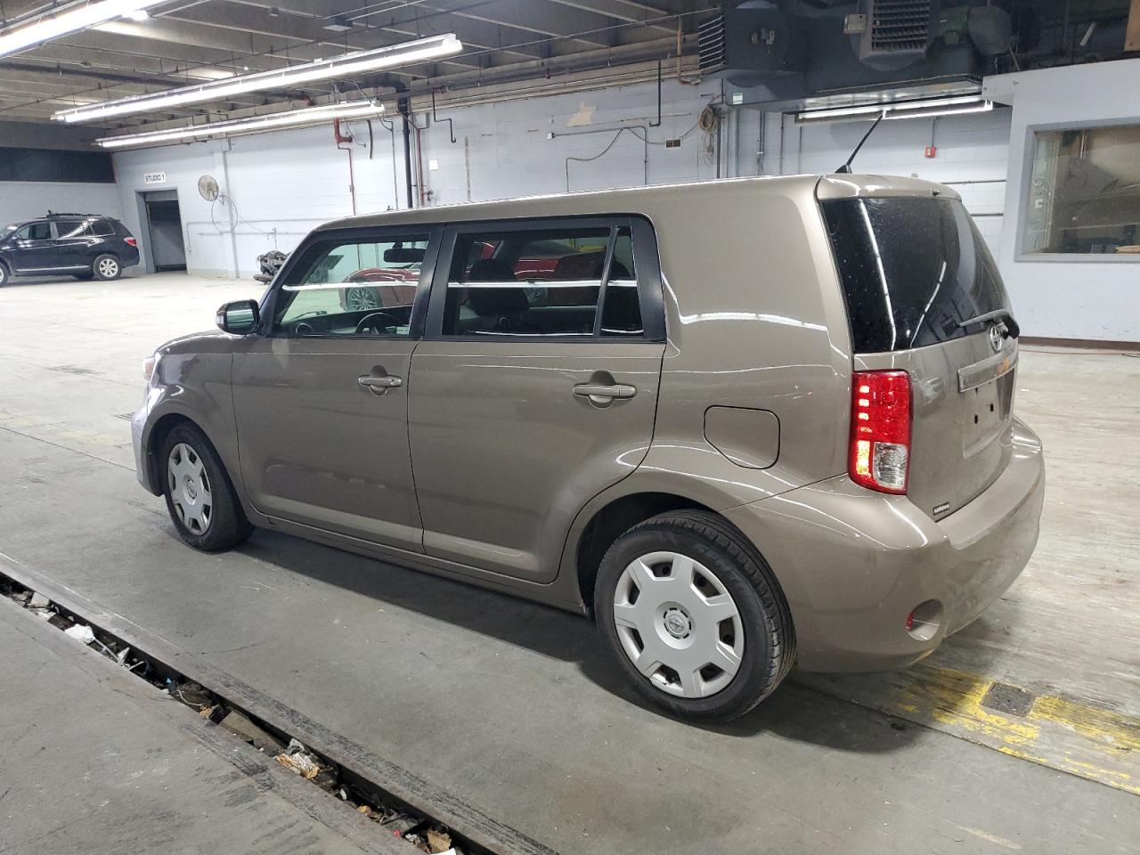 2011 Toyota Scion Xb Brown vin: JTLZE4FE1B1129563