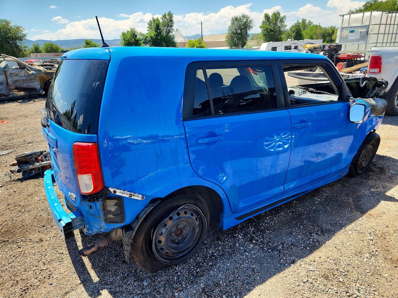 2011 Toyota Scion Xb Blue vin: JTLZE4FE1B1136951