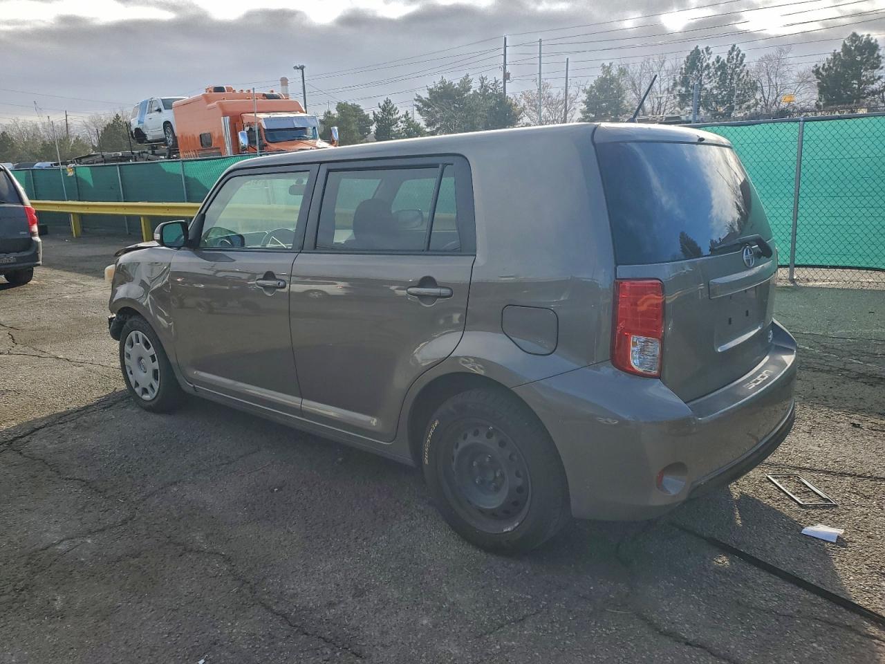 2014 Toyota Scion Xb Gray vin: JTLZE4FE1EJ052648