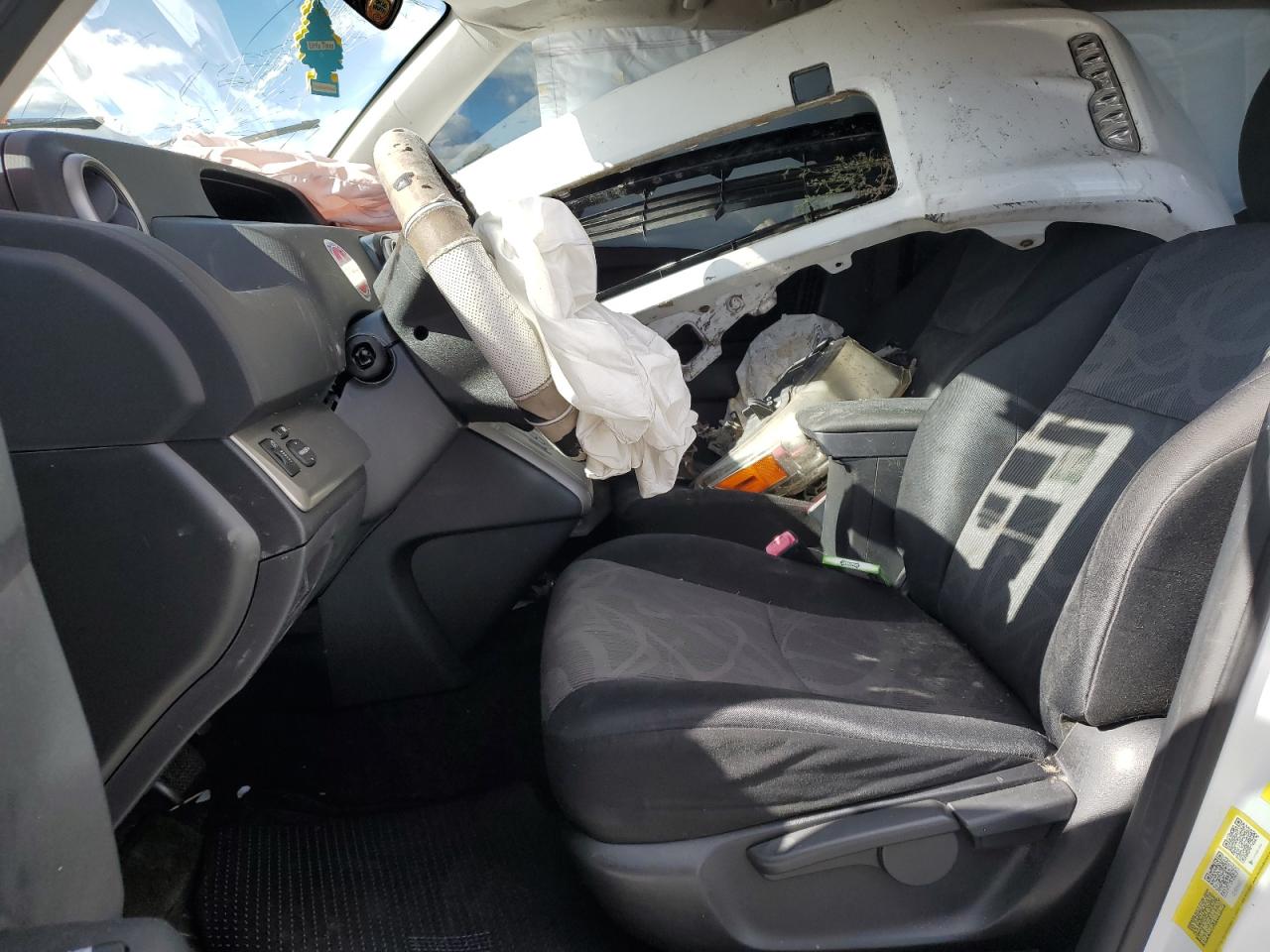 2015 Toyota Scion Xb White vin: JTLZE4FE1FJ073632