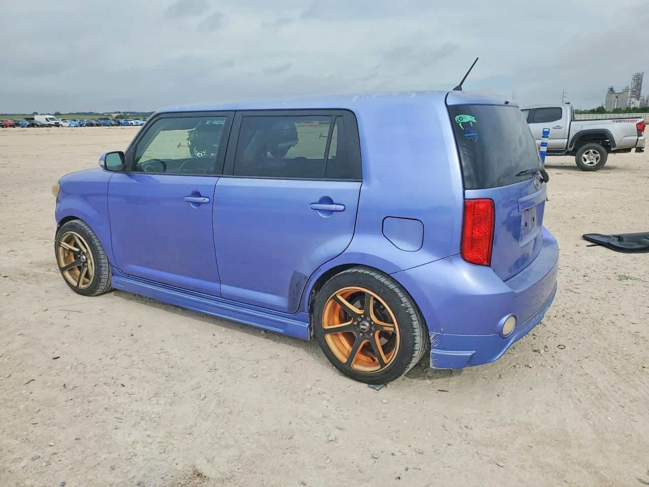 2010 Toyota Scion Xb Blue vin: JTLZE4FE2A1114438