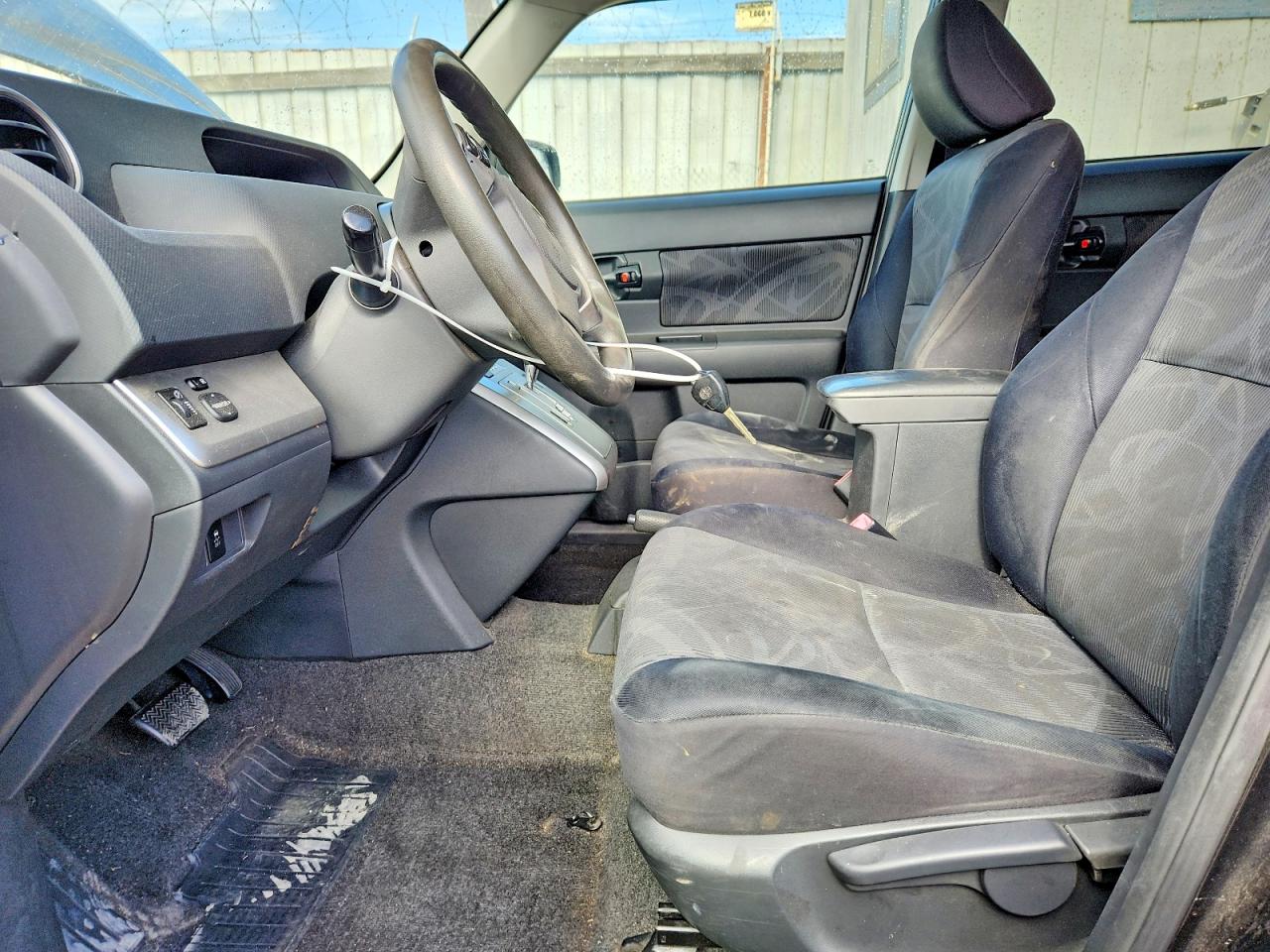 2011 Toyota Scion Xb Black vin: JTLZE4FE2B1129572