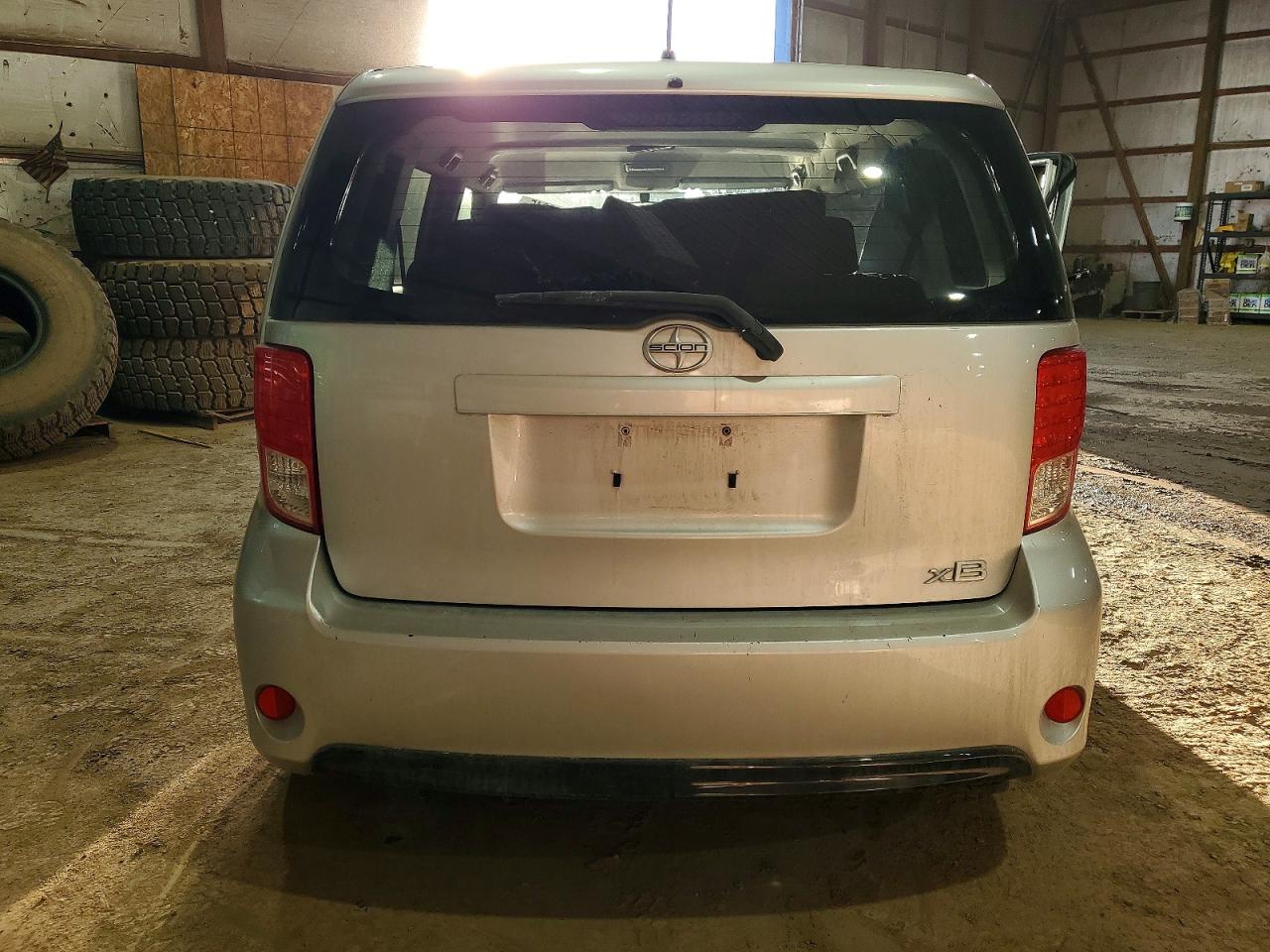 2014 Toyota Scion Xb Silver vin: JTLZE4FE2EJ053680