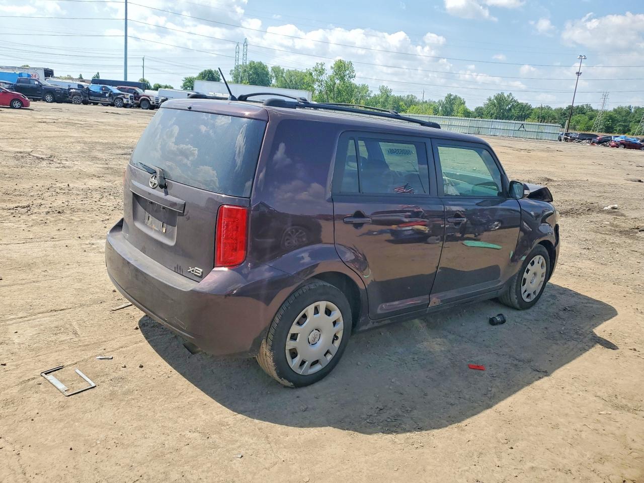 2010 Toyota Scion Xb Burgundy vin: JTLZE4FE3A1106218