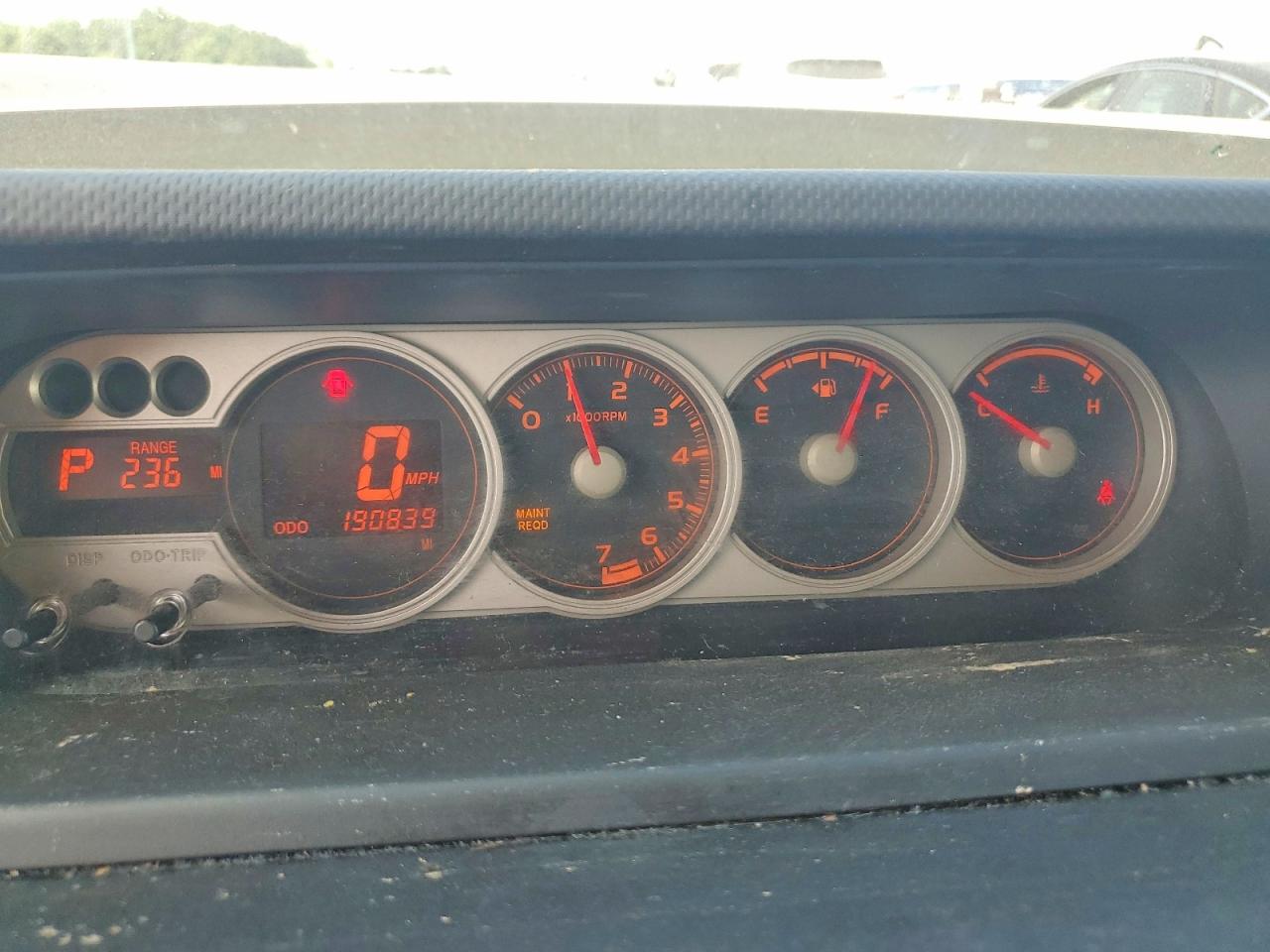 2010 Toyota Scion Xb Burgundy vin: JTLZE4FE3A1106218