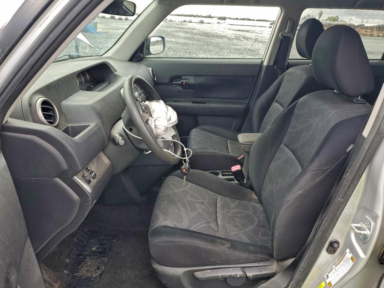 2011 Toyota Scion Xb Серебряный vin: JTLZE4FE3B1127815
