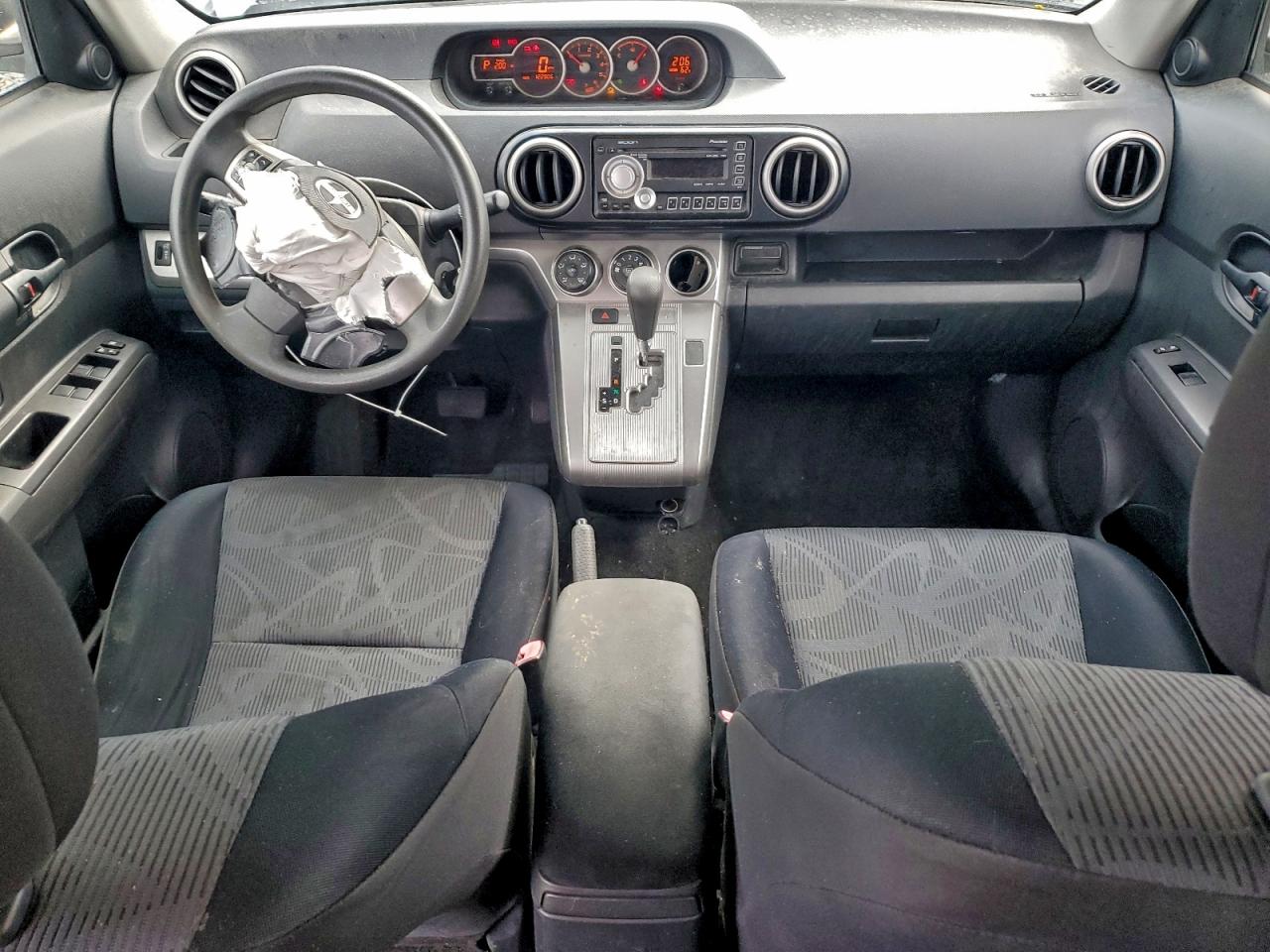 2011 Toyota Scion Xb Серебряный vin: JTLZE4FE3B1127815