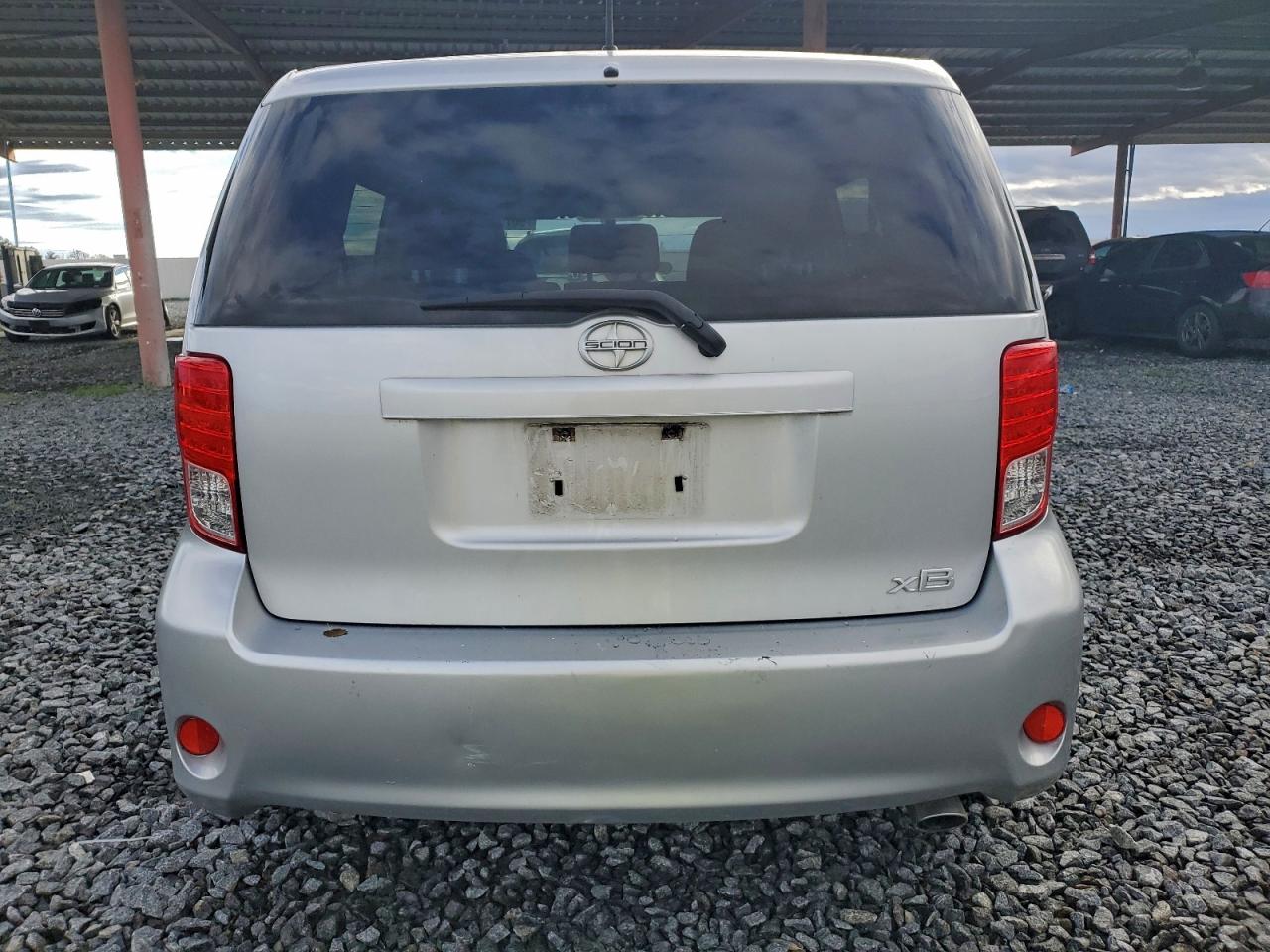 2011 Toyota Scion Xb Серебряный vin: JTLZE4FE3B1127815