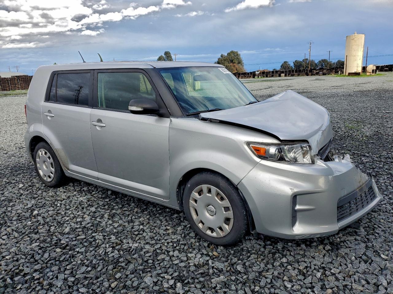 2011 Toyota Scion Xb Серебряный vin: JTLZE4FE3B1127815