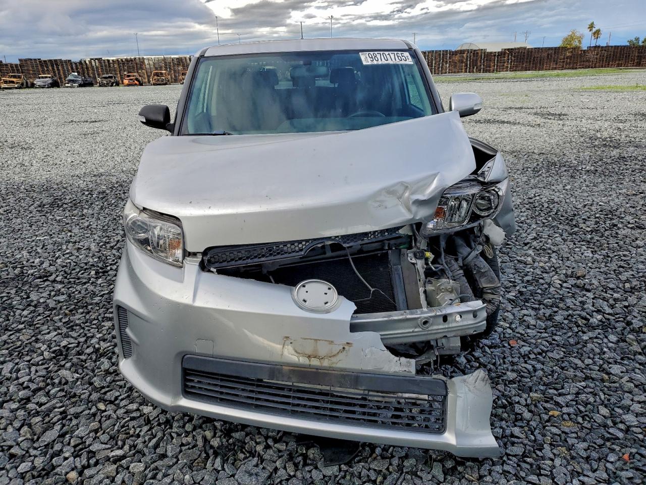 2011 Toyota Scion Xb Серебряный vin: JTLZE4FE3B1127815