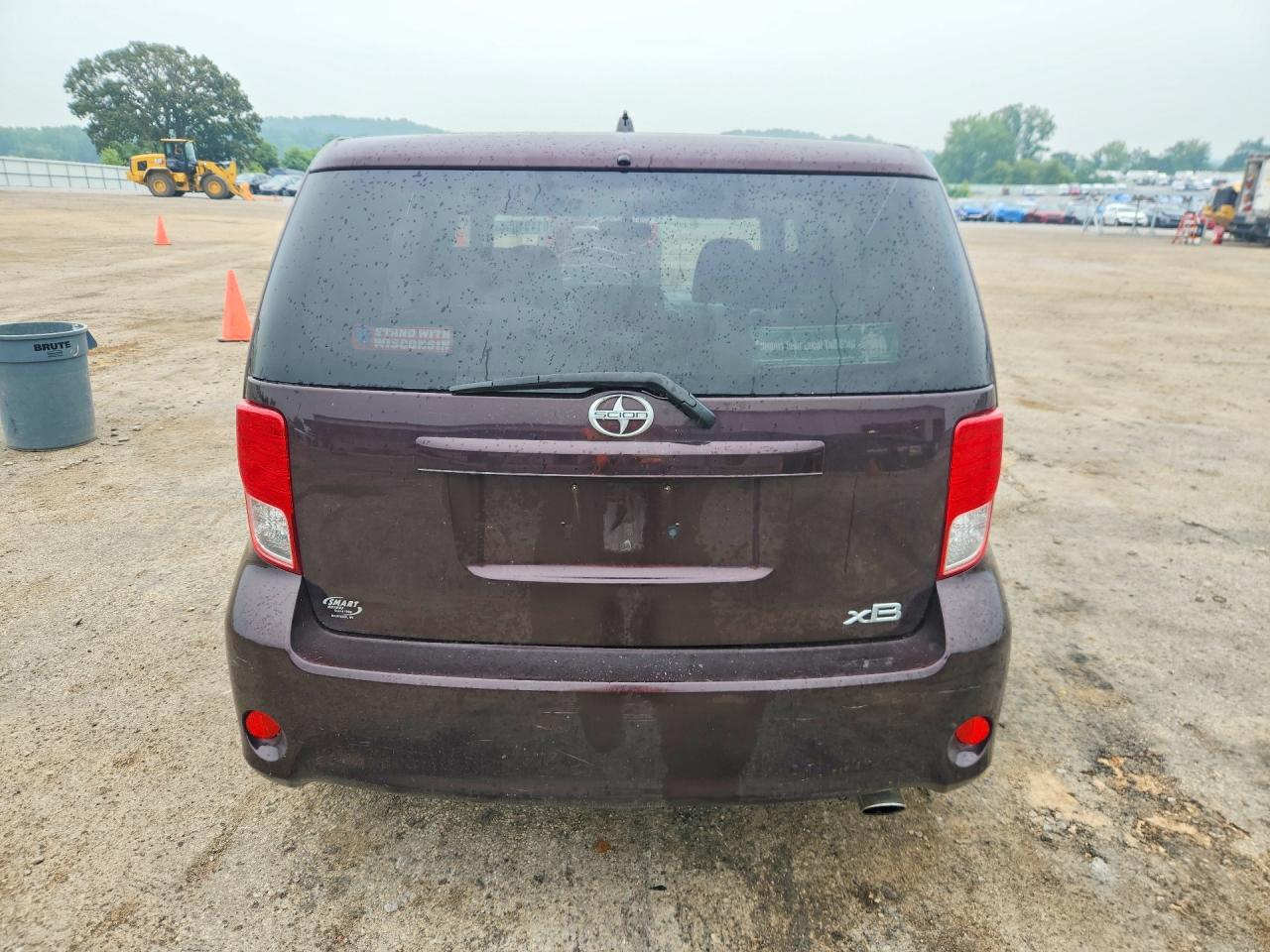 2011 Toyota Scion Xb Burgundy vin: JTLZE4FE3B1128642