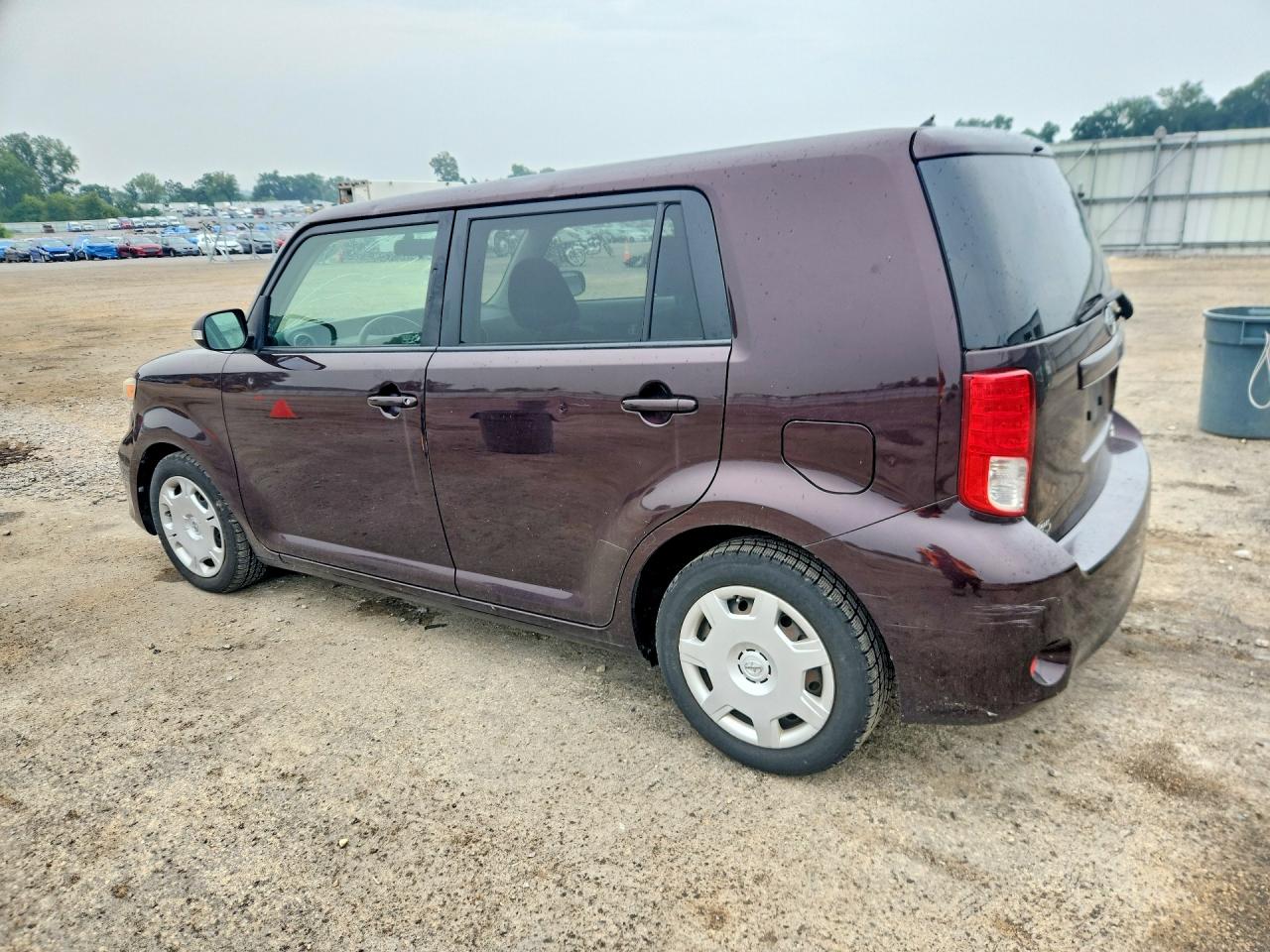 2011 Toyota Scion Xb Burgundy vin: JTLZE4FE3B1128642