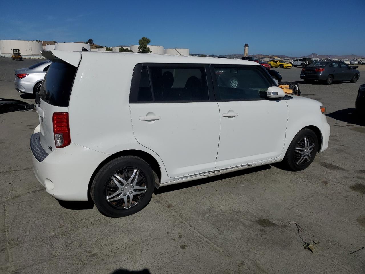 2012 Toyota Scion Xb White vin: JTLZE4FE3CJ012620
