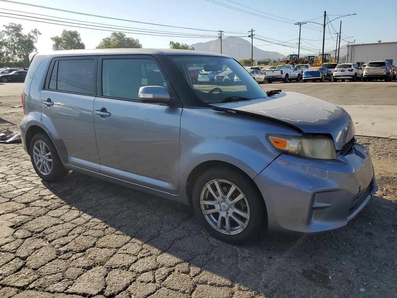 2011 Toyota Scion Xb Silver vin: JTLZE4FE4B1131646