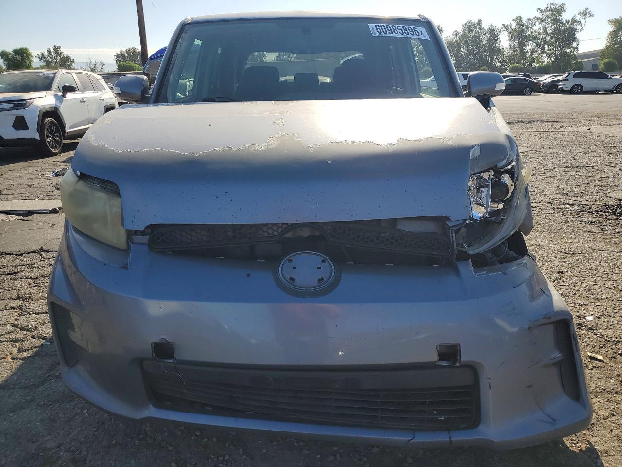 2011 Toyota Scion Xb Silver vin: JTLZE4FE4B1131646