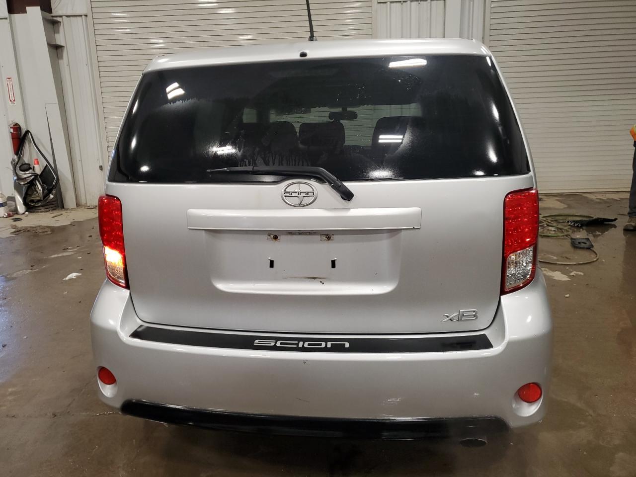 2014 Toyota Scion Xb Silver vin: JTLZE4FE4EJ051767