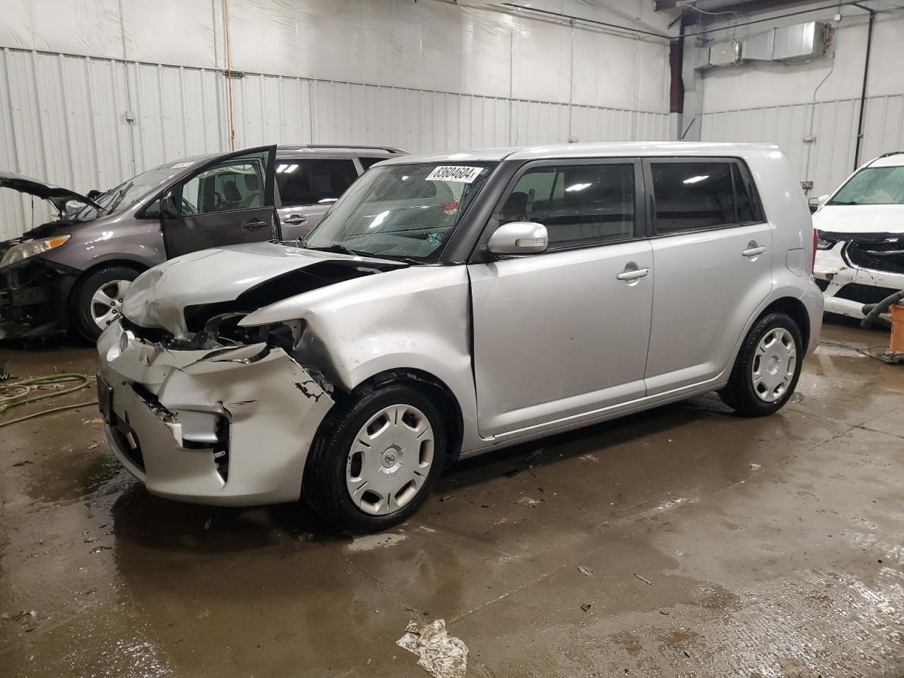 2014 Toyota Scion Xb Silver vin: JTLZE4FE4EJ051767