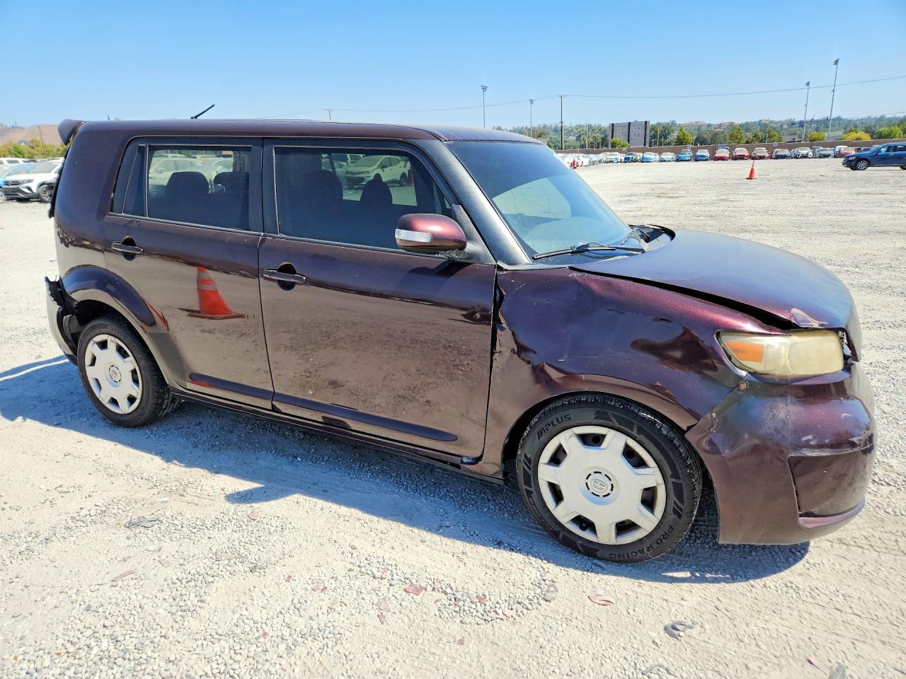 2010 Toyota Scion Xb Burgundy vin: JTLZE4FE5A1111758