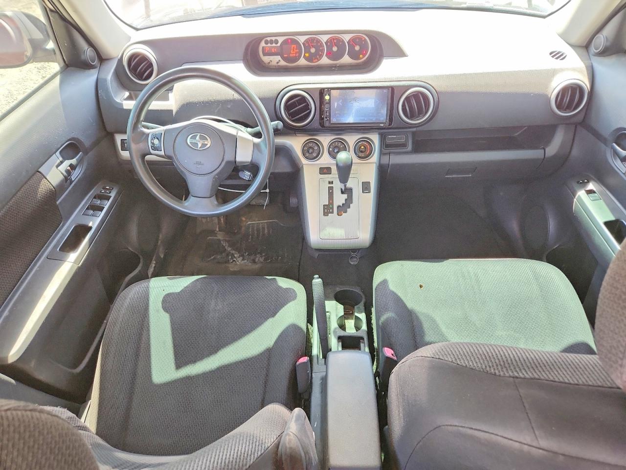 2010 Toyota Scion Xb Burgundy vin: JTLZE4FE5A1111758
