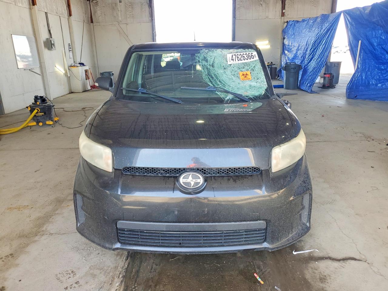 2011 Toyota Scion Black vin: JTLZE4FE5B1123300