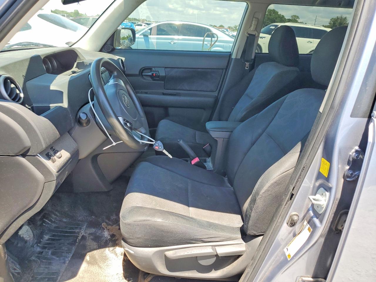 2011 Toyota Scion Xb Blue vin: JTLZE4FE5B1127377