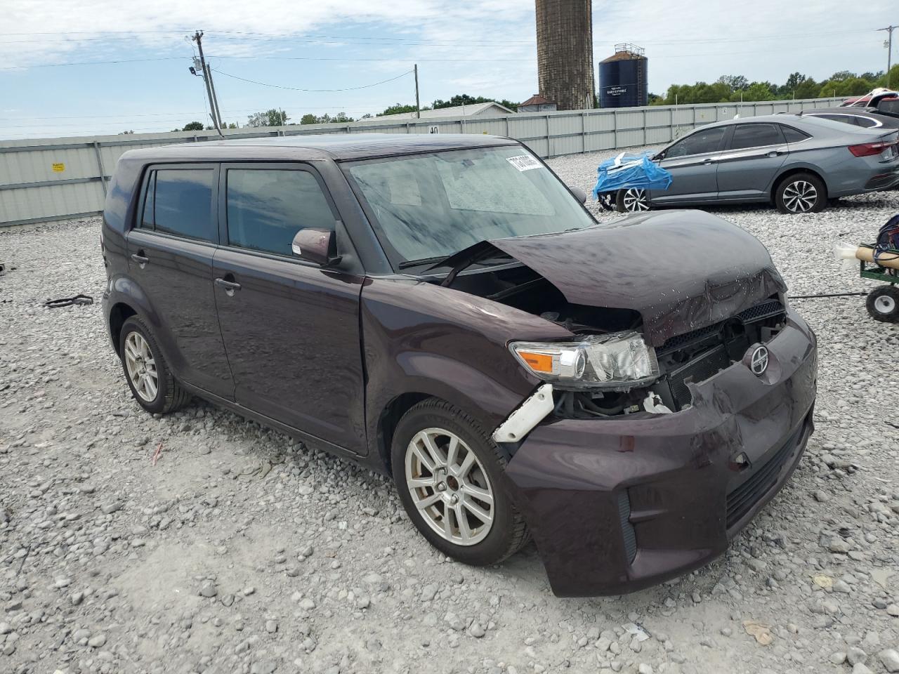 2011 Toyota Scion Xb Burgundy vin: JTLZE4FE5B1140212