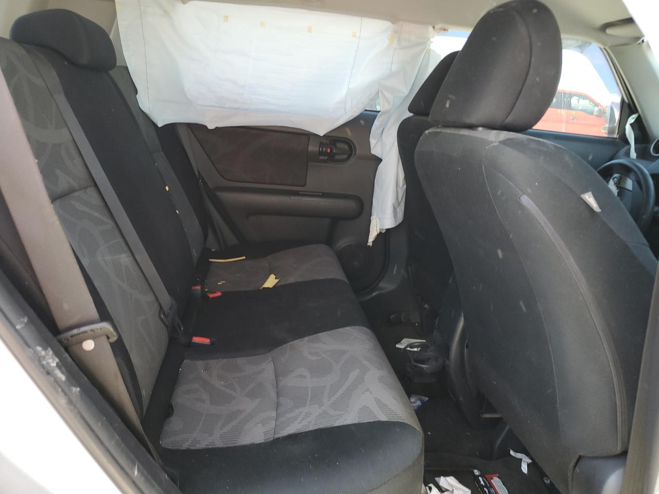 2014 Toyota Scion Xb Серебряный vin: JTLZE4FE5EJ061773