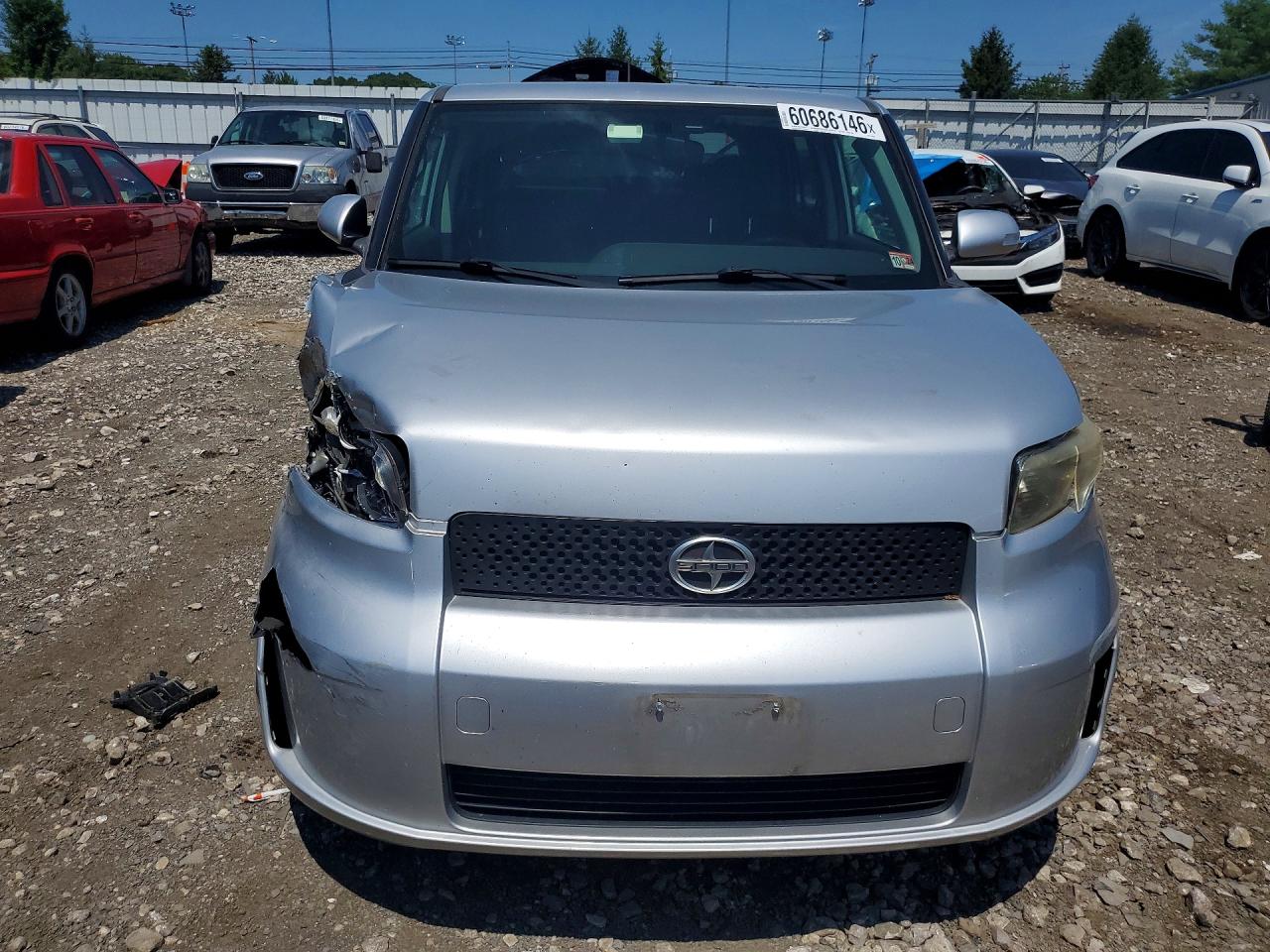 2010 Toyota Scion Xb Silver vin: JTLZE4FE6A1104592