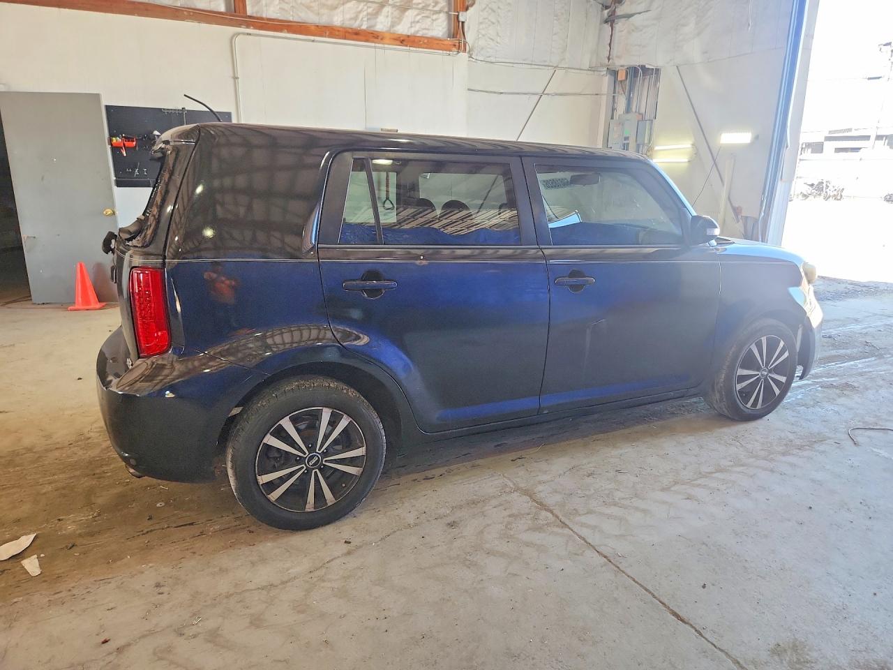 2010 Toyota Scion Xb Черный vin: JTLZE4FE6A1115110