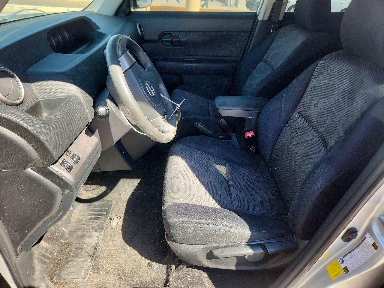 2013 Toyota Scion Xb White vin: JTLZE4FE6DJ032572